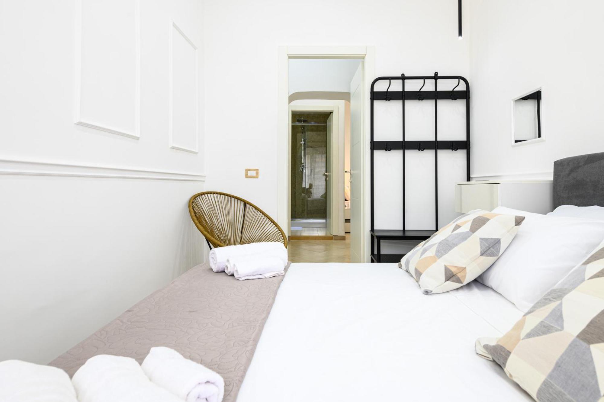 Giordano Suite Center Napoli Esterno foto