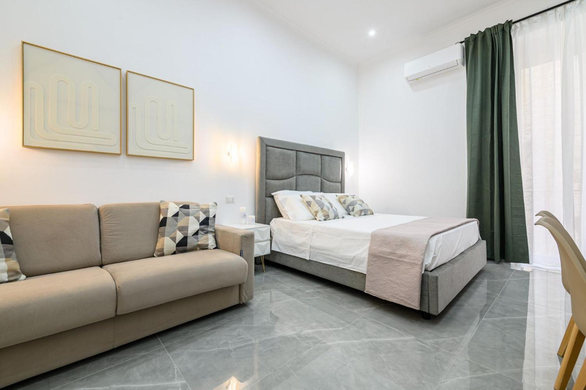 Giordano Suite Center Napoli Esterno foto