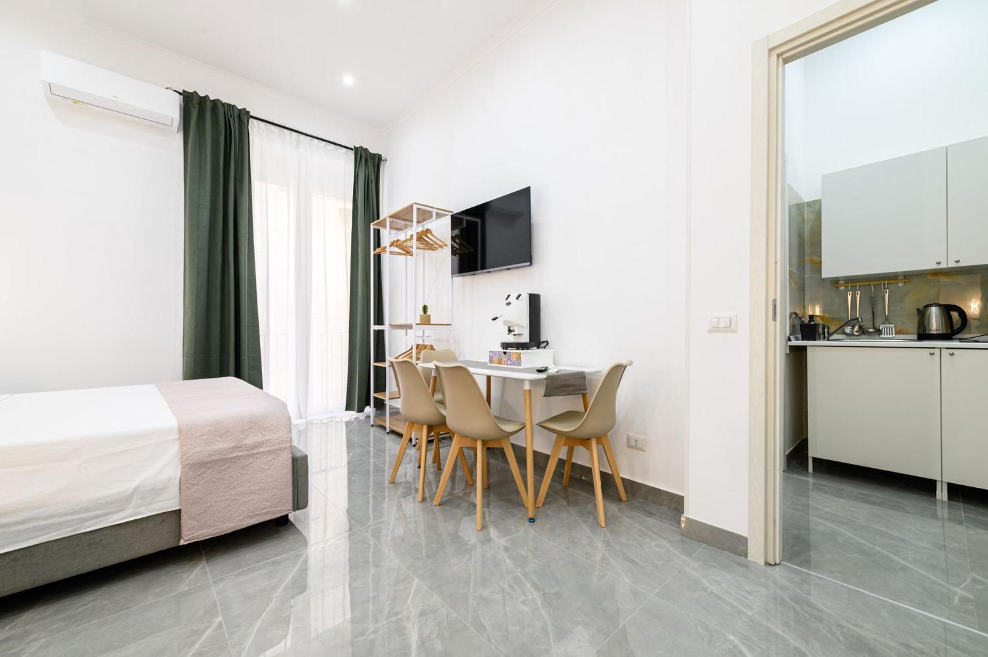 Giordano Suite Center Napoli Esterno foto