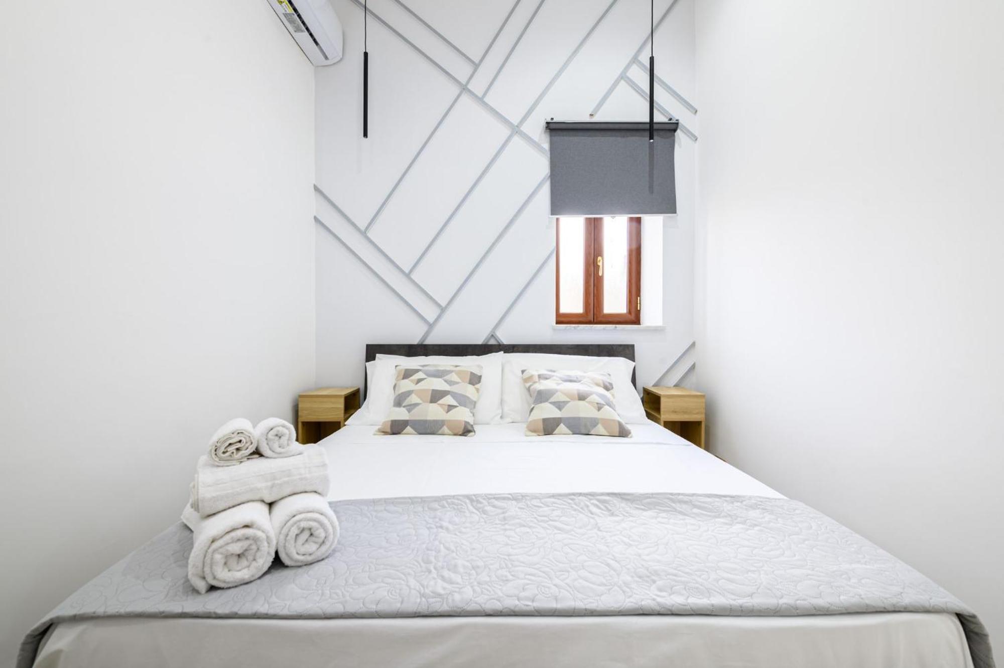 Giordano Suite Center Napoli Esterno foto